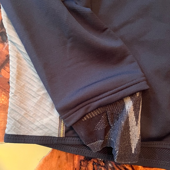 Adidas Aeroready Size M Running Pullover - Picture 2 of 10